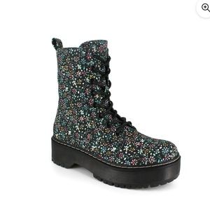 Portland Boot Company Black Floral Lace Up Boots  Size 8